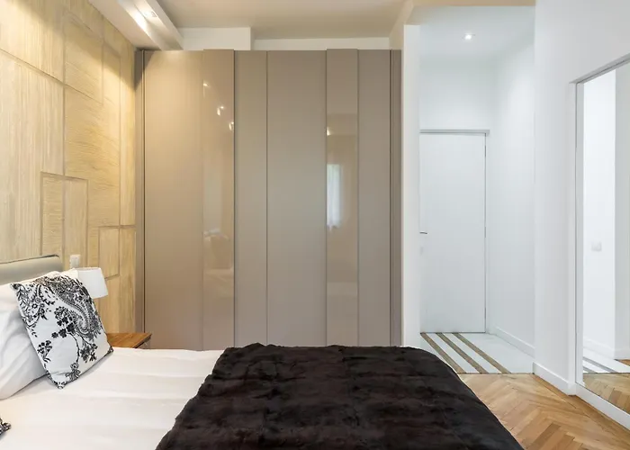 Apartment Esop - Elegant 2br In Dorobanti Bucharest