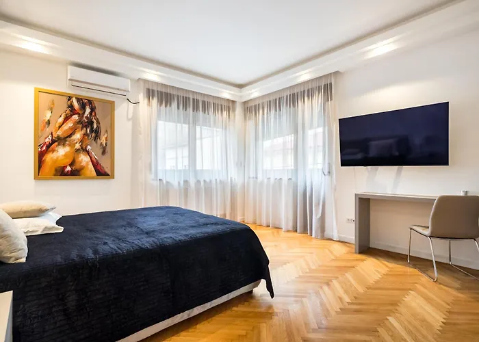 Apartment Esop - Elegant 2br In Dorobanti Bucharest