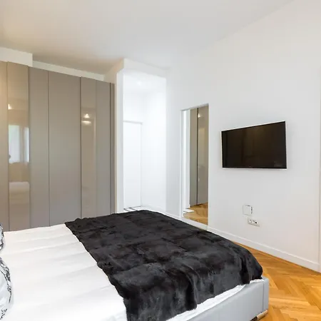 Apartment Esop - Elegant 2br In Dorobanti *