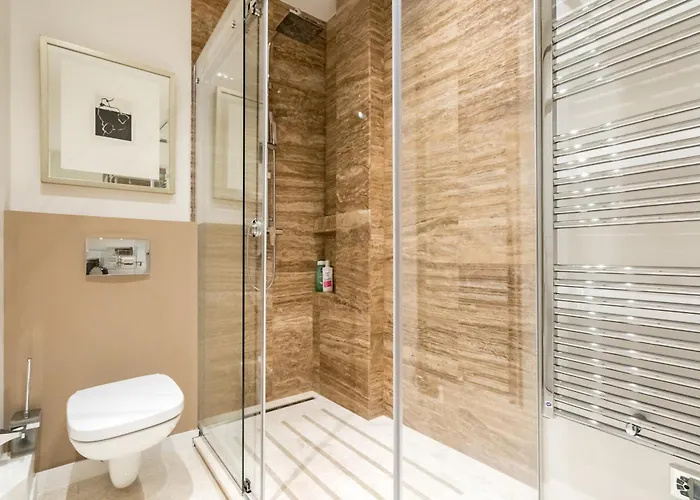 Esop - Elegant 2br In Dorobanti Bucarest
