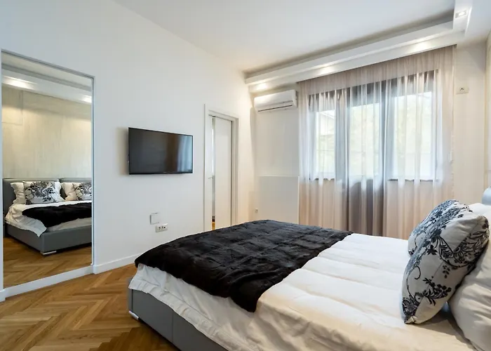 Esop - Elegant 2br In Dorobanti Daire Bükreş